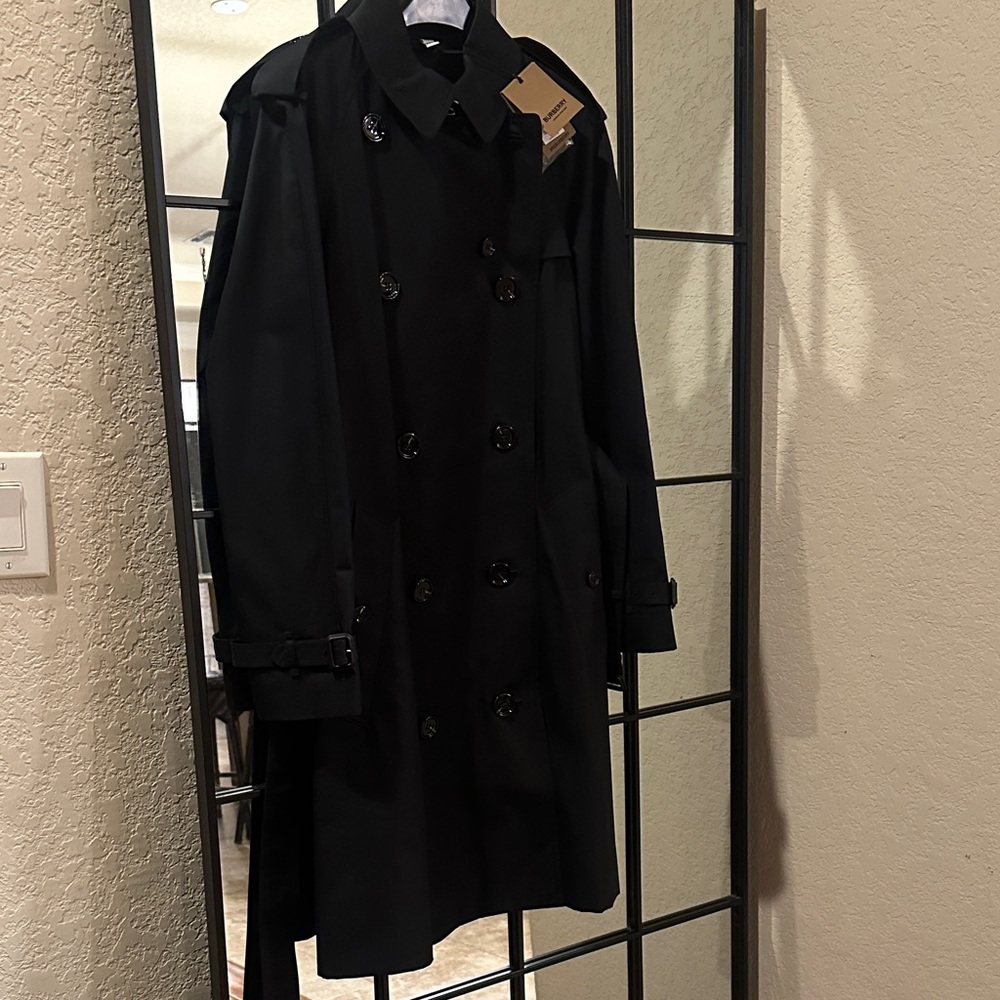 Woman’s Burberry Hillington Black Trench Coat with Signature Plaid Lining US 6 - Picture 7 of 12